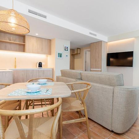 Apartamentos Las Ciencias H Валенсия Екстериор снимка